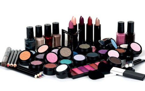 Cục Quản lý dược làm rõ về việc quản lý chất Paraben và MIT có trong mỹ phẩm