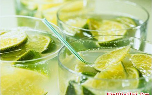 Tác hại khôn lường khi uống nước mía giải khát