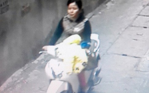Người phụ nữ đi SH, đánh cắp vàng trong đám cưới