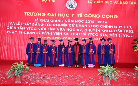 Đại học Y tế công cộng long trọng khai giảng năm học mới và phát bằng tốt nghiệp