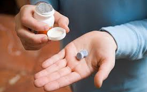 Nuốt thuốc tẩy giun có làm mất tác dụng?