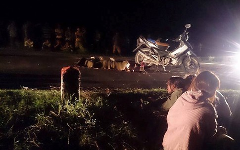 Bé 3 tuổi tử vong do xe container cán qua