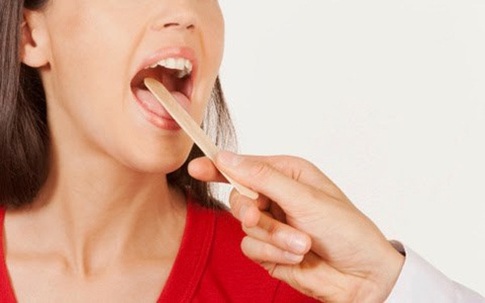 Nếu thấy 6 triệu chứng này có thể bạn bị ung thư vòm họng