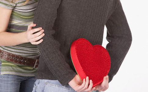 Anh có thấy phiền vì đã lấy em?