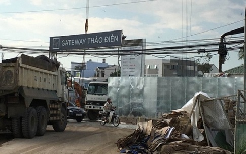 Dân kiện đòi đất, chính quyền quận vắng mặt tại toà