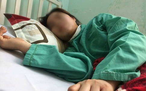 Cô gái 17 tuổi kể lại giây phút kinh hoàng khi bị nữ quái cứa cổ