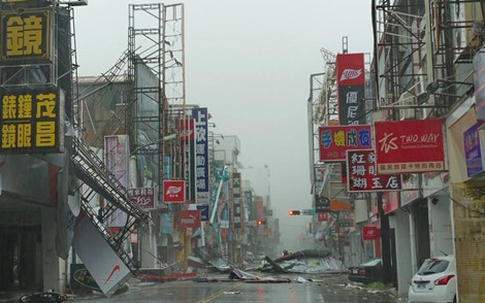 Đài Loan tan hoang vì siêu bão "Nepartak"