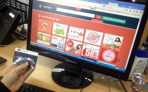 Mua sắm online tấp nập ngày rét