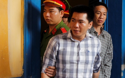 Giết người vì bị chê "xấu lại còn nghèo"