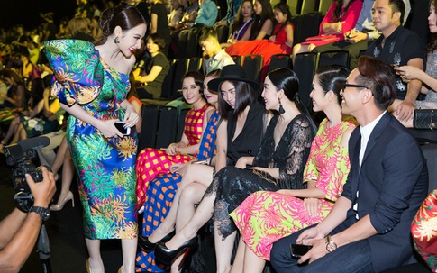 Linh Nga tiết lộ sự thật về "cái cúi chào" của Angela Phương Trinh