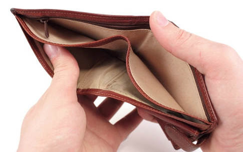 Chồng sắp cưới lúc nào cũng kêu hết tiền