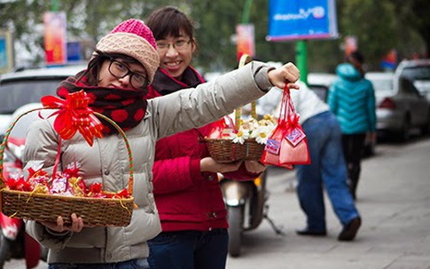 Những mặt hàng cho lãi tiền triệu ngày mùng 1 Tết