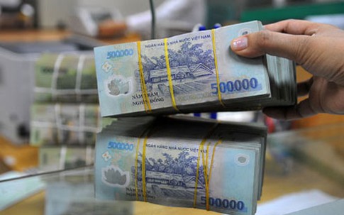 Lãi suất tiền gửi ngân hàng đua nhau tăng