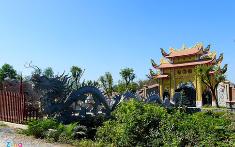 Hoài Linh đã được chính quyền cấp phép xây đền thờ Tổ