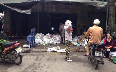 Hải Dương: Hàng loạt gian hàng chợ Phú Yên cháy trong đêm