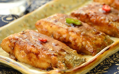 Cá kho cay mềm ngon thơm cho bữa tối