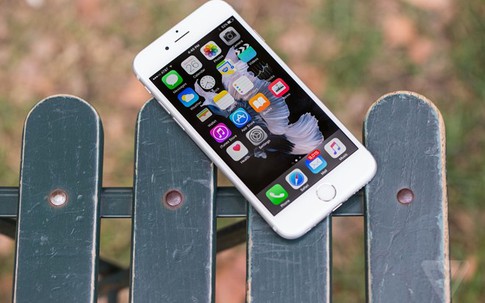 iPhone dễ dàng bị nghe lén, theo dõi vị trí