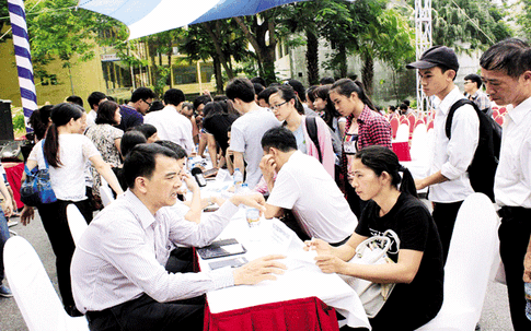 Bỏ điểm sàn, có “tháo khoán” đại học?