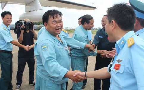 Những giọt nước mắt nghẹn ngào từ hậu phương gửi đến chiến sĩ CASA 212