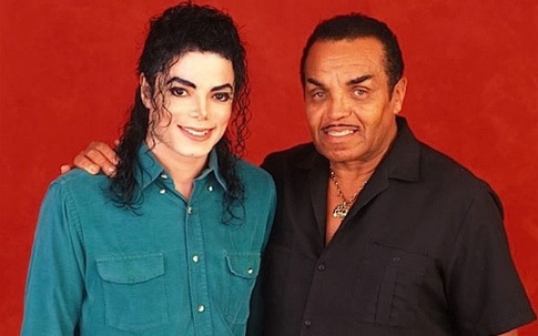 Bố Michael Jackson nhập viện cấp cứu