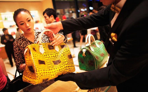 Những "thói quen" khiến bạn khó giàu