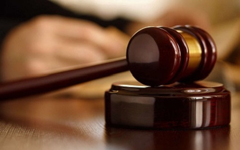 Vô tình gây thương tích có bị khởi tố?