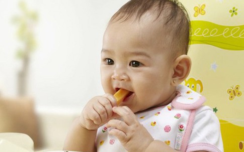 Những nguyên tắc mẹ cần biết để giúp trẻ ăn ngon
