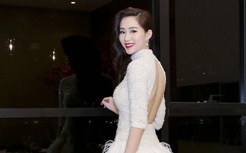 Thu Thảo và những chiếc đầm trắng làm tan chảy mọi trái tim