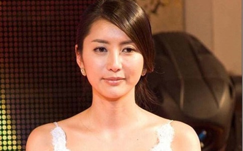 Đời cay đắng của "hoa hậu gái bao" làm dâu nhà tài phiệt