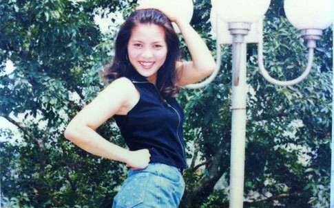 Trước khi già đi vì vất vả, mẹ chúng ta cũng đã có một thời "thanh xuân đẹp rực rỡ" thế này