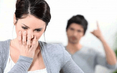 Chia tay hay ngoại tình khi chồng già chẳng thèm “đoái hoài”?