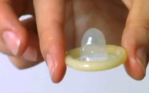 Hóa chất gây ung thư có trong bao cao su nguy hiểm thế nào?