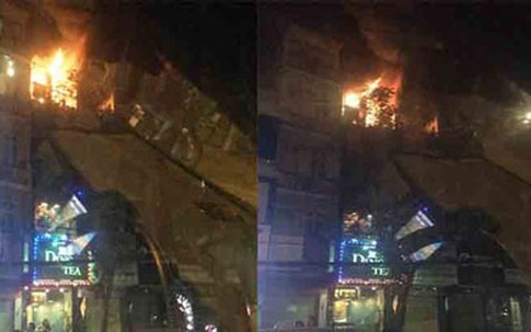 Người dân hô hoán bỏ chạy khỏi căn nhà cháy ngùn ngụt ở Thái Hà