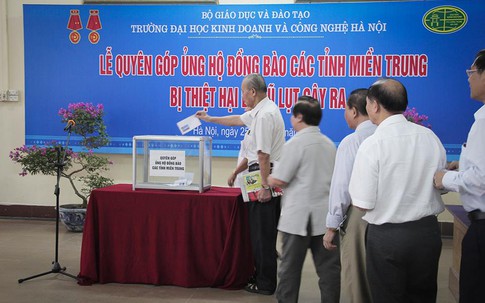 Hà Nội: Nhà trường ủng hộ hàng trăm triệu tới đồng bào vùng lũ