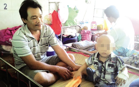 Nỗi niềm những đứa trẻ ăn Tết trong bệnh viện