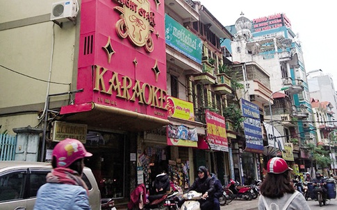 Hà Nội: Nhiều quán karaoke vẫn kín như bưng