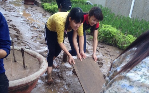 Ước mơ giản dị của thầy cô giáo vùng rốn lũ