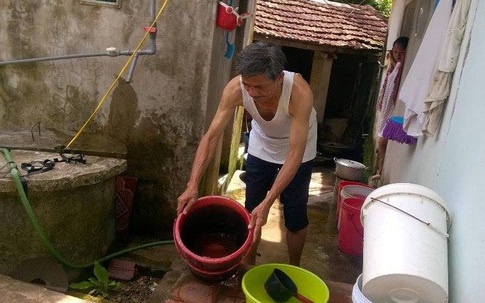 Huyện Bá Thước, Thanh Hóa: Hơn 100 hộ dân cắn răng dùng nước bẩn