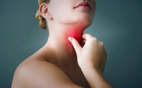 Đối tượng nào dễ mắc ung thư tuyến giáp?