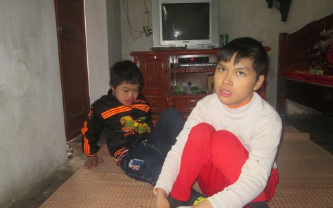 Bi kịch người mẹ nghèo nuôi hai con bệnh nặng