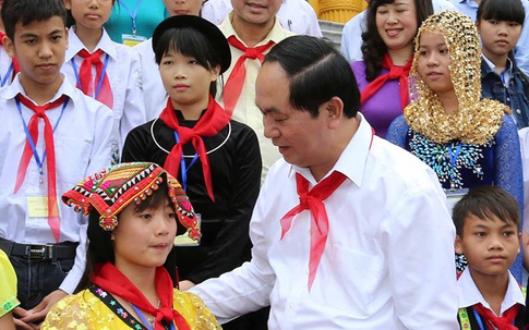 Tháng hành động Vì trẻ em 2016: Nỗ lực phi thường của trẻ nghèo hiếu học