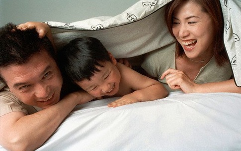 Vợ chồng có phải là duyên nợ từ kiếp trước? (3): Nên loại bỏ suy nghĩ vợ chồng là con nợ của nhau