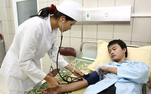Mở thông tuyến khám, chữa bệnh BHYT: Tuyến huyện, không cần giấy chuyển viện