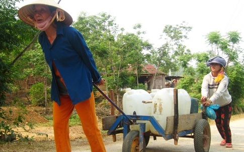 Nông Sơn, Quảng Nam: Hỗ trợ tiền tỷ, hàng nghìn hộ dân vẫn “khát”