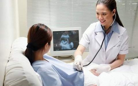 Ca nghi bị chứng đầu nhỏ ở Đắk Lắk: Người mẹ từng bị sốt và phát ban