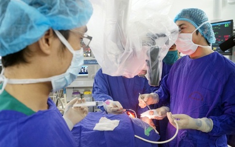 Quảng Ninh: Phẫu thuật thành công khối u não to bất thường
