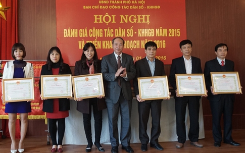 Nỗ lực giảm tỉ lệ mất cân bằng giới tính khi sinh