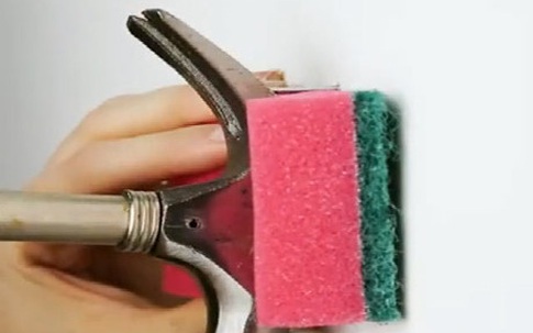 Mẹo rút đinh mà không làm hỏng tường