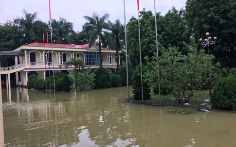 Hương Khê (Hà Tĩnh): Mưa lũ chia cắt nhiều xã, chưa có thiệt hại về người