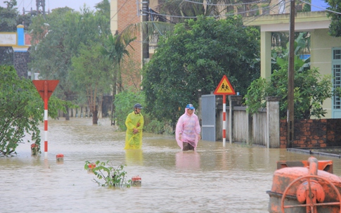 13 hồ chứa thủy điện xả nước, hạ du ngập nặng